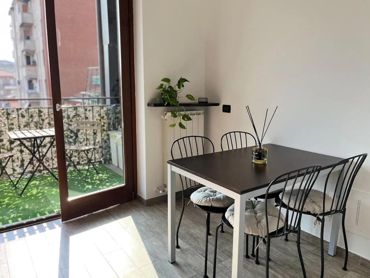 Studio Galeazzi San Siro- Бареджо Апартаменты